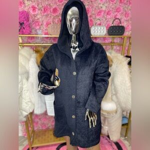Elegant Black Hooded Women's Coat